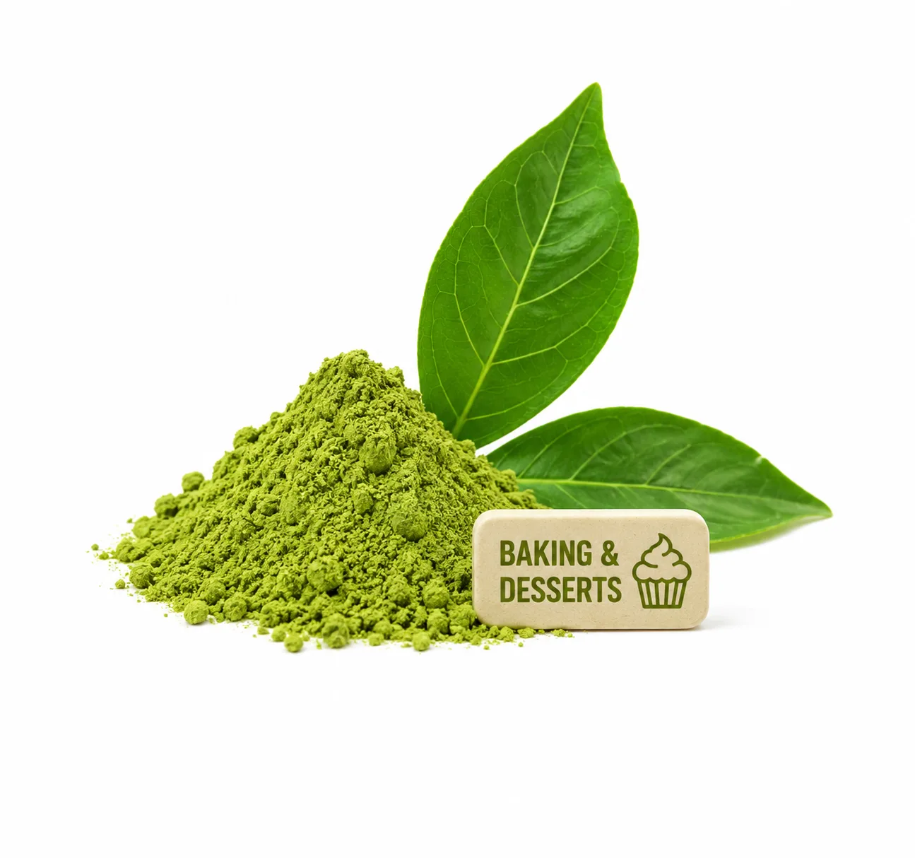 Japans matcha poeder met theebladeren en bordje voor bakken en desserts